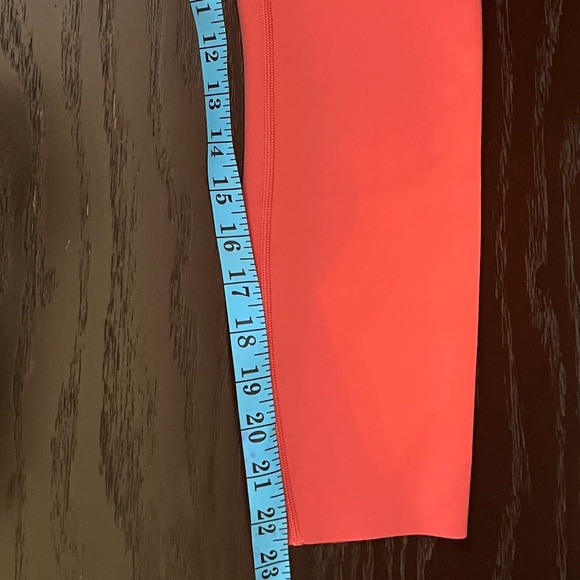 NWT Lululemon Glow Up High Rise Tight Desert Red Size 4 | Hemmed 22.5” Inseam - Picture 14 of 14